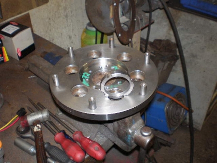 schwung-und-zentralmutter